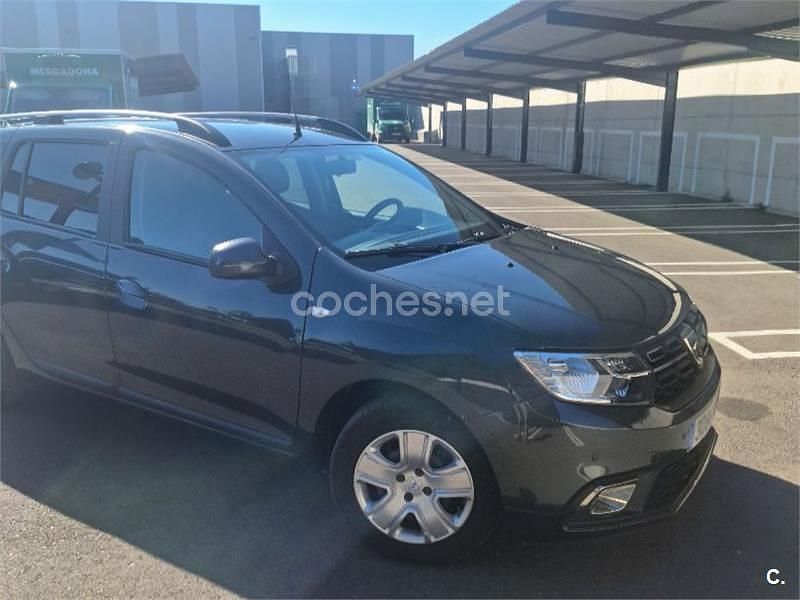 Usado Dacia Logan MCV Essentiel 73 CV (53 kW) 2019 Azul Familiar