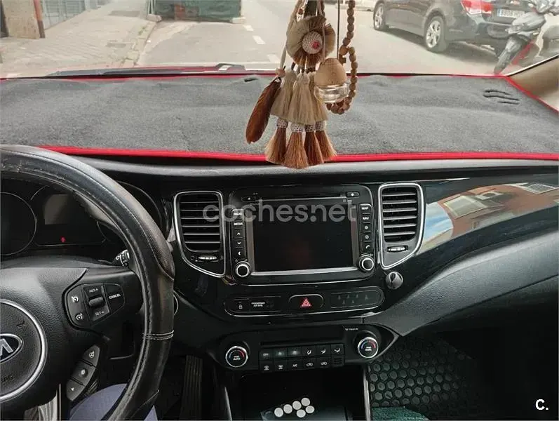Usado Kia Carens 136 CV (100 kW) 2014 Blanco Monovolumen