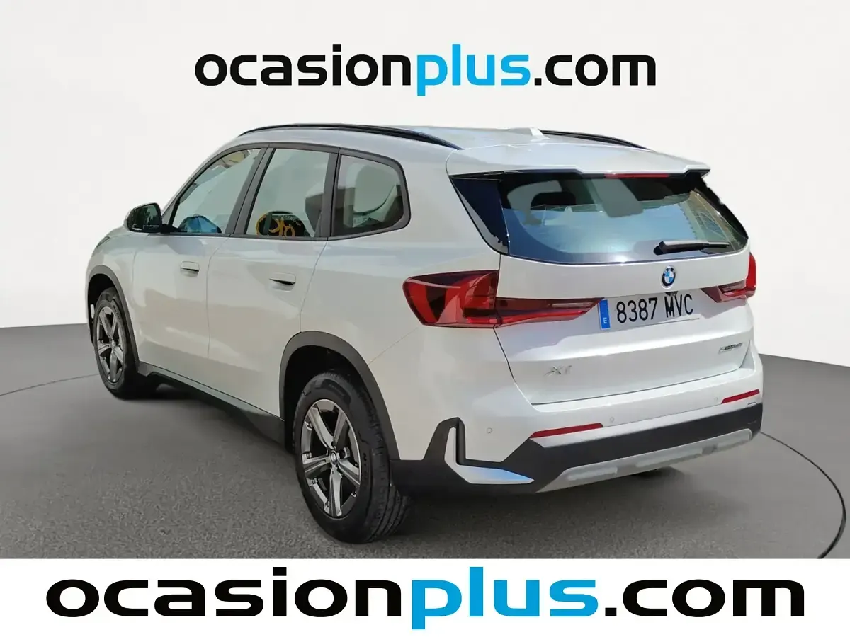 Używany BMW X1 136 KM (100 kW) 2024 Biały SUV