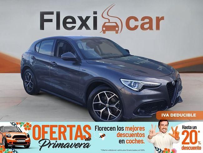 Usado Alfa Romeo Stelvio Sprint 190 CV (139 kW) 2021 Negro SUV