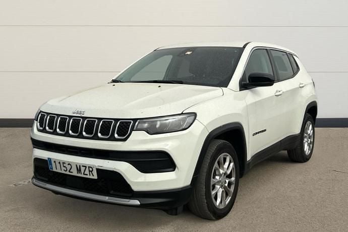 Usado Jeep Compass Altitude 131 CV (96 kW) 2025 Blanco SUV