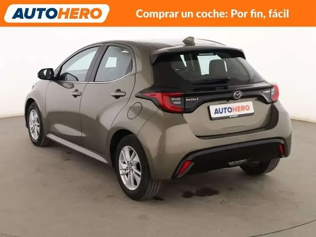 Usado Mazda 2 116 CV (85 kW) 2023 Gris Utilitario