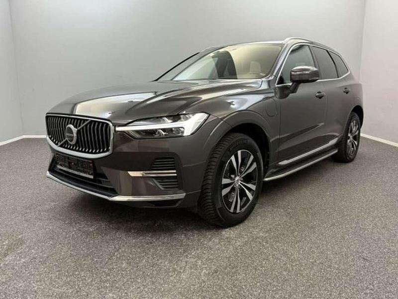 Gris Usado 2023 Volvo XC60 Plus SUV | 38.990 € (Caro) - Imagen 1/4