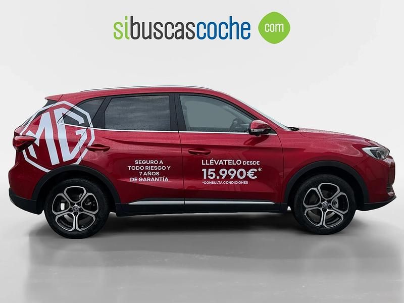Usado MG ZS Comfort 116 CV (85 kW) 2025 Rojo