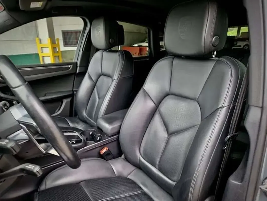 Usado Porsche Macan 245 CV (180 kW) 2021 Plateado SUV
