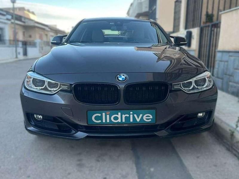 Usado BMW 330 265 CV (194 kW) 2013 Gris Berlina