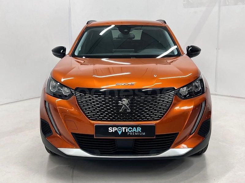 Usado Peugeot 2008 Allure 100 CV (73 kW) 2024 Naranja SUV