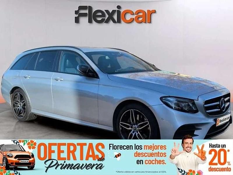 Usado Mercedes E220 194 CV (142 kW) 2020 Gris Familiar