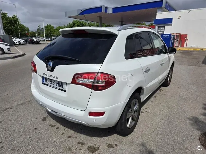 Usado Renault Koleos Bose Edition 150 CV (110 kW) 2012 Blanco SUV