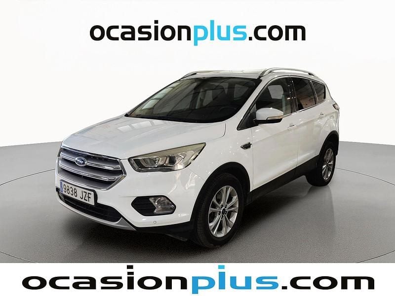 Usado Ford Kuga Titanium 120 CV (88 kW) 2017 Blanco SUV