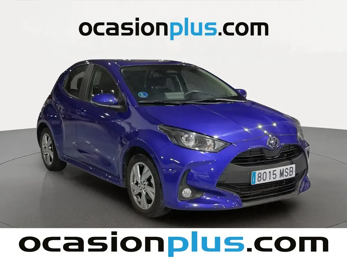 Usado Toyota Yaris Active 116 CV (85 kW) 2024 Azul Utilitario