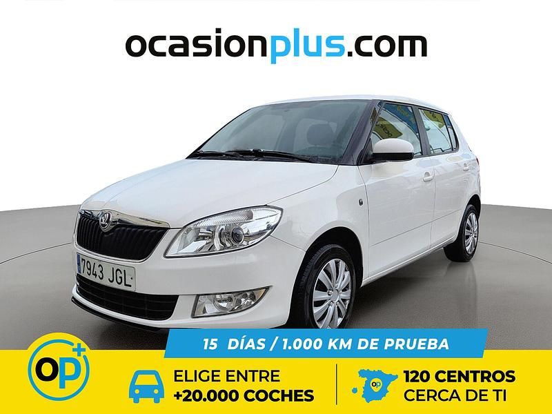 Usado Skoda Fabia Ambition 75 CV (55 kW) 2015 Blanco Utilitario