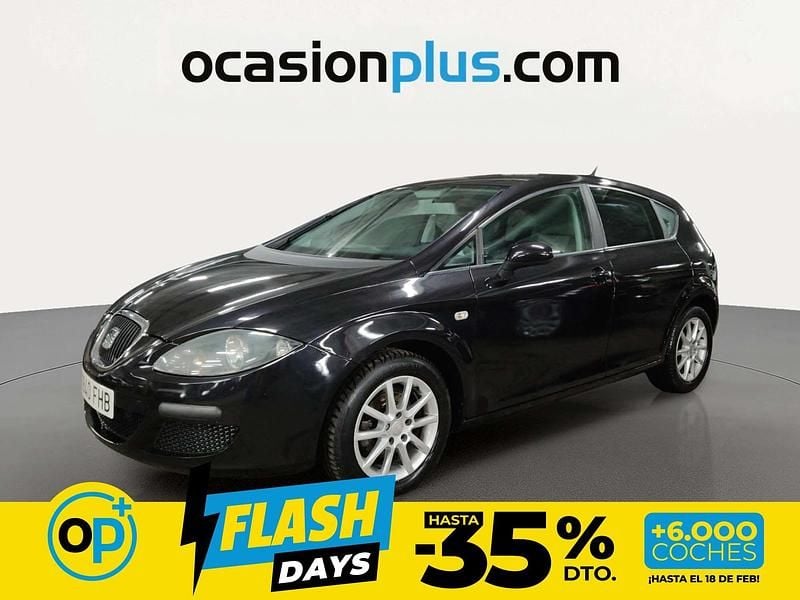 Usado Seat Leon Reference 102 CV (75 kW) 2006 Negro Utilitario