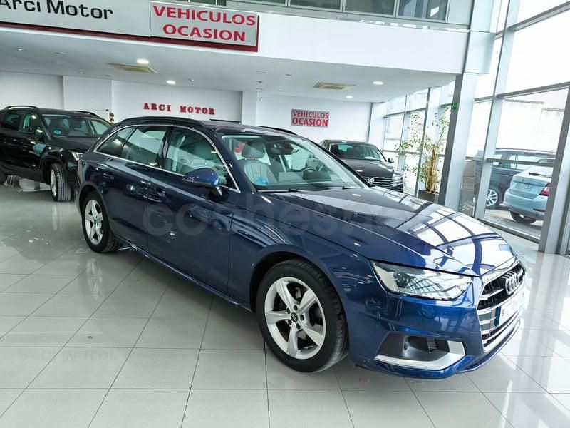 Usado Audi A4 Advanced Plus 163 CV (119 kW) 2021 Azul Familiar