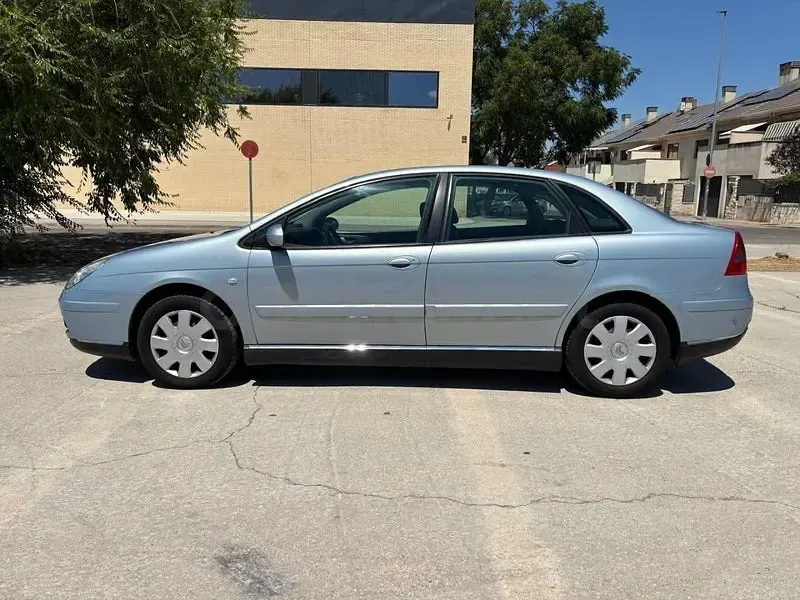 Usado Citroën C5 138 CV (101 kW) 2007 Azul Berlina