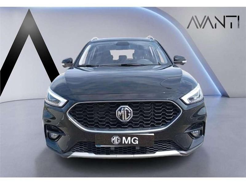 Usado MG ZS Luxury 106 CV (77 kW) 2024 SUV