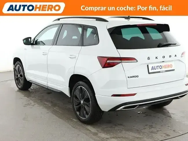 Begagnad Skoda Karoq SportLine 150 HK (110 kW) 2022 Vit SUV
