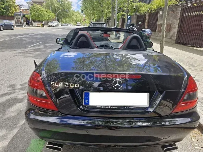 Usado Mercedes SLK200 184 CV (135 kW) 2010 Negro Descapotable