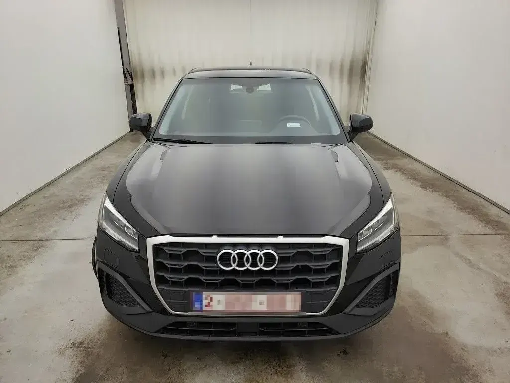 Usado Audi Q2 110 CV (80 kW) 2021 Negro SUV