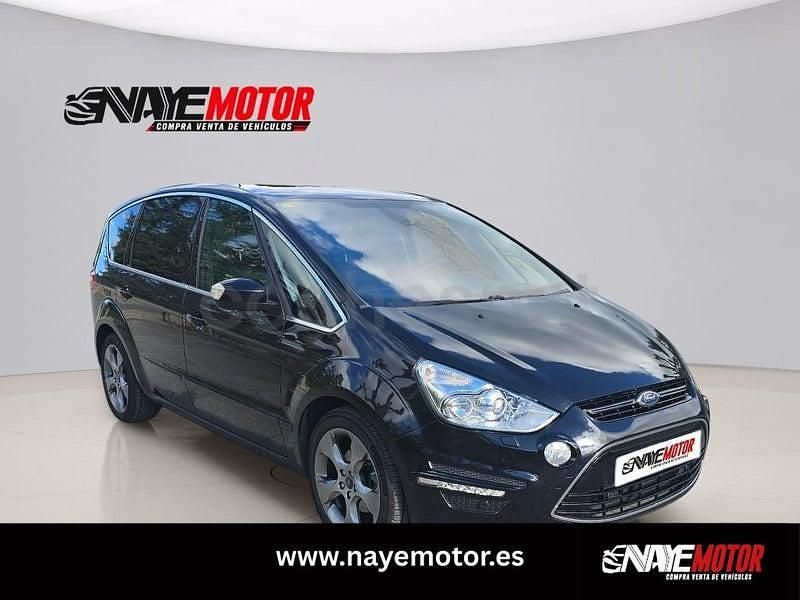 Begagnad Ford S-MAX Titanium 140 HK (102 kW) 2011 Svart Minibuss