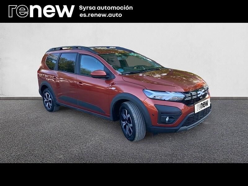 Usado Dacia Jogger Expression 110 CV (80 kW) 2024 Naranja Monovolumen