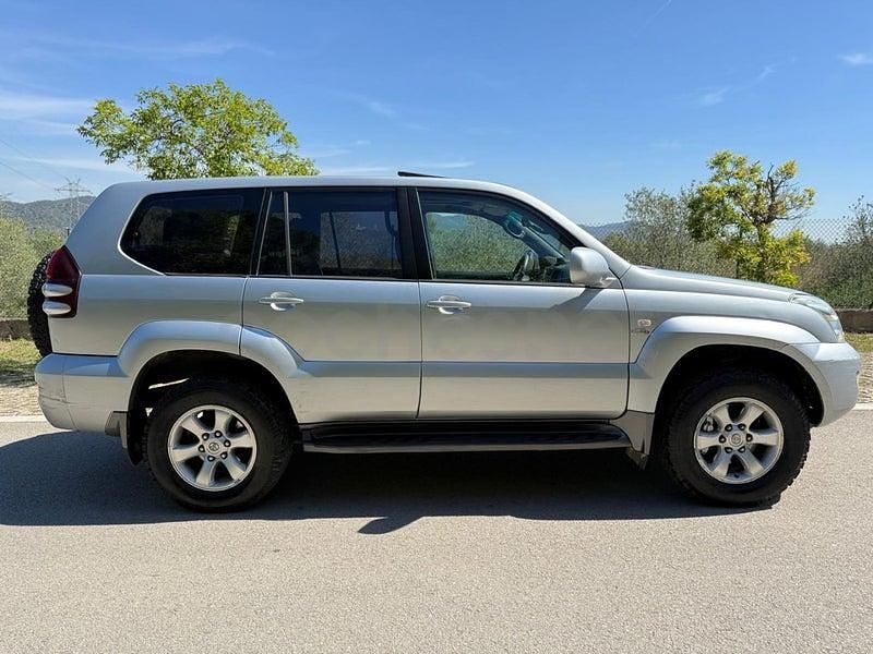 Usado Toyota Land Cruiser 163 CV (119 kW) 2003 Gris / plata SUV