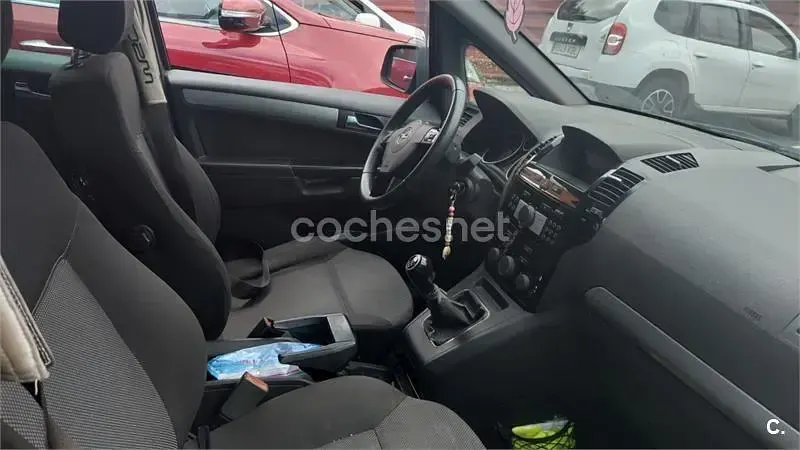 Usado Opel Zafira Enjoy Plus 110 CV (80 kW) 2011 Azul Monovolumen