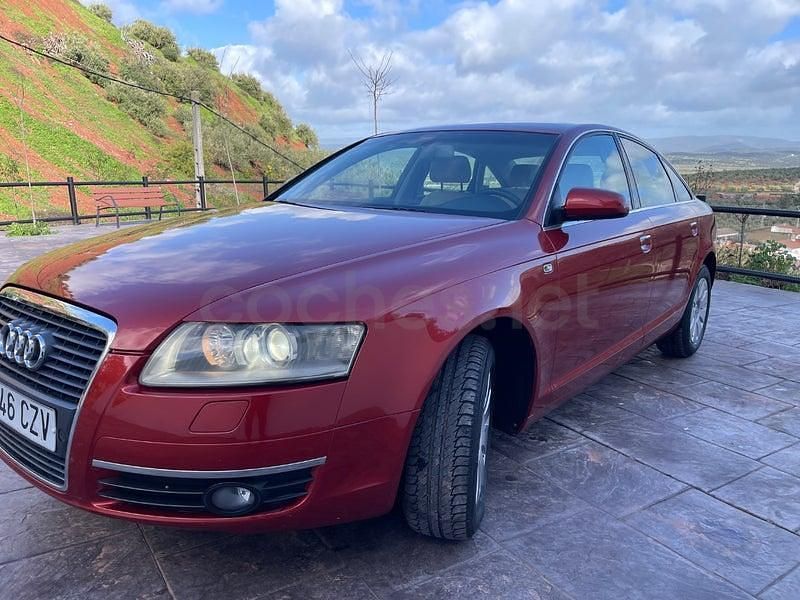 Usado Audi A6 177 CV (130 kW) 2004 Granate Berlina