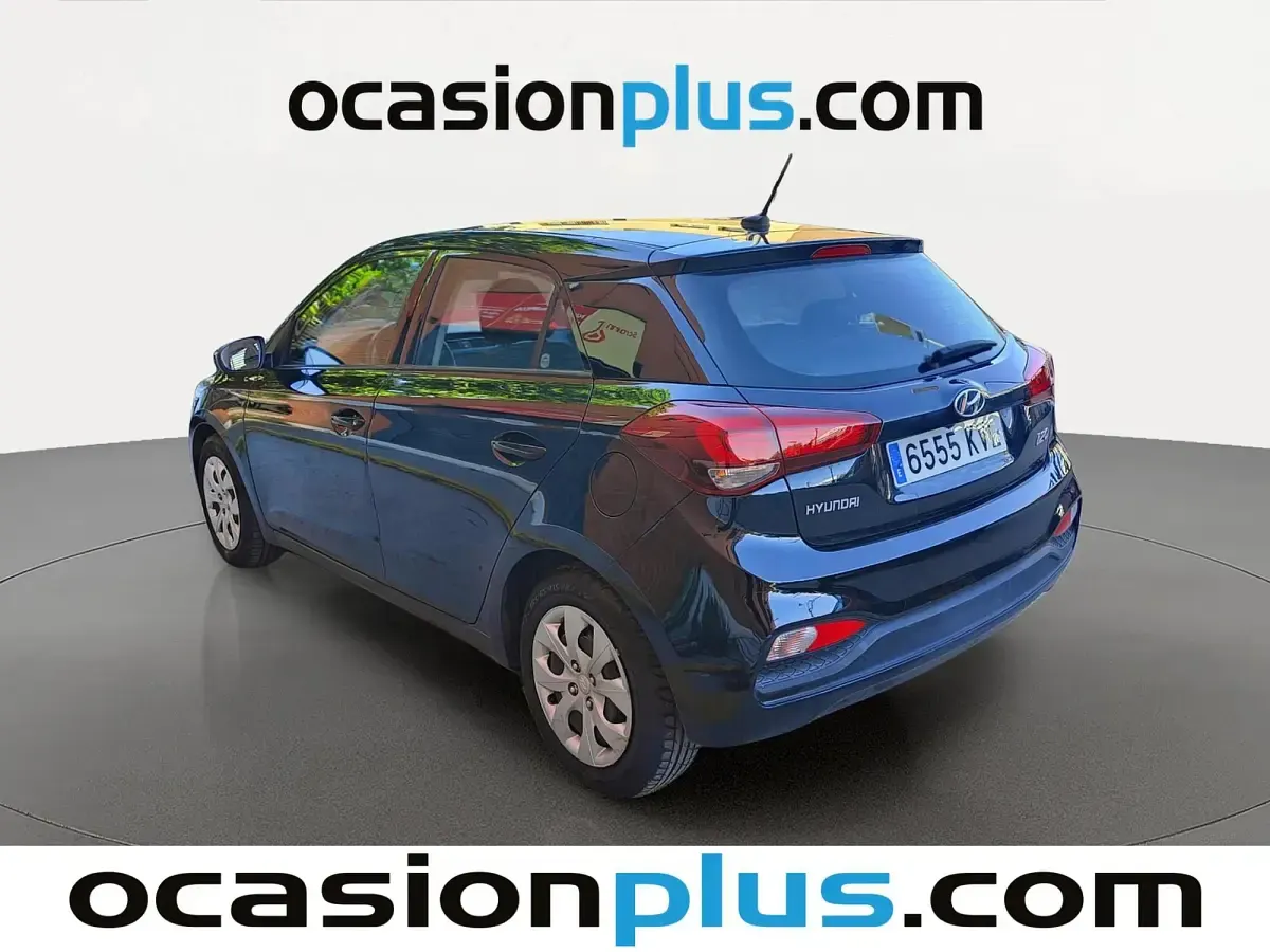 Usado Hyundai i20 75 CV (55 kW) 2019 Negro Utilitario