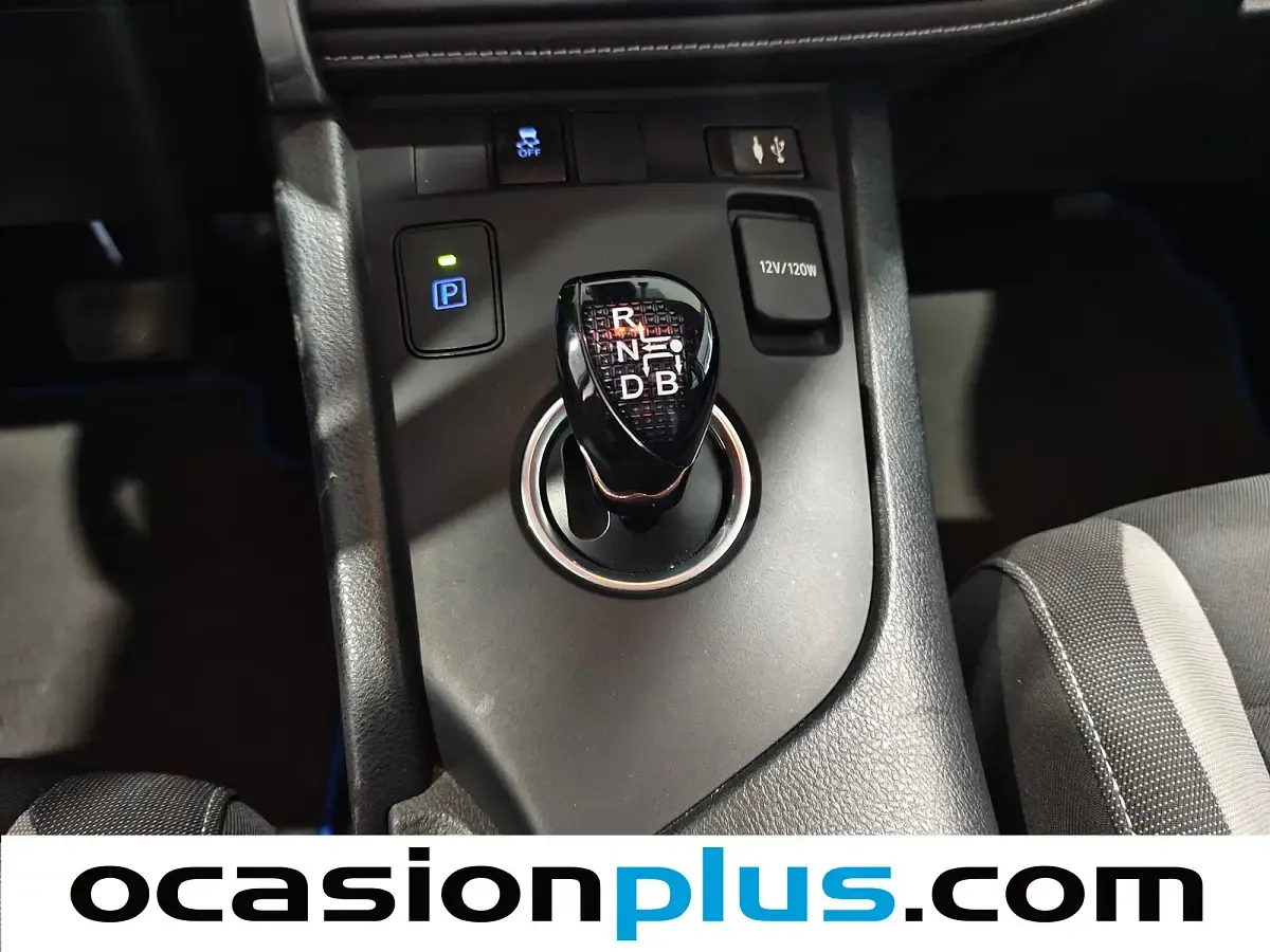Usado Toyota Auris 136 CV (100 kW) 2016
