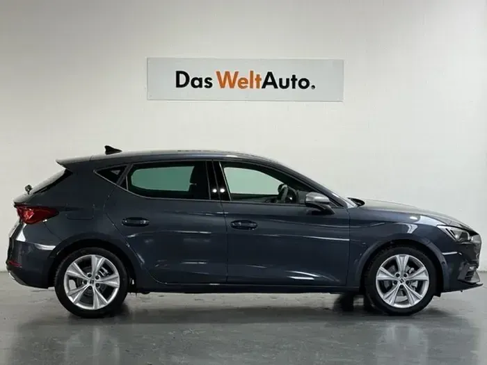Nuevo Seat Leon FR 150 CV (110 kW) 2026 Gris