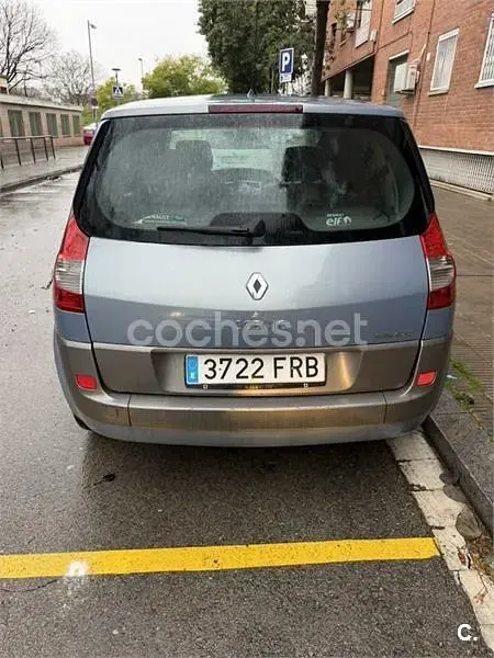 Usado Renault Scenic E-Tech Expression 130 CV (95 kW) 2007 Azul Monovolumen