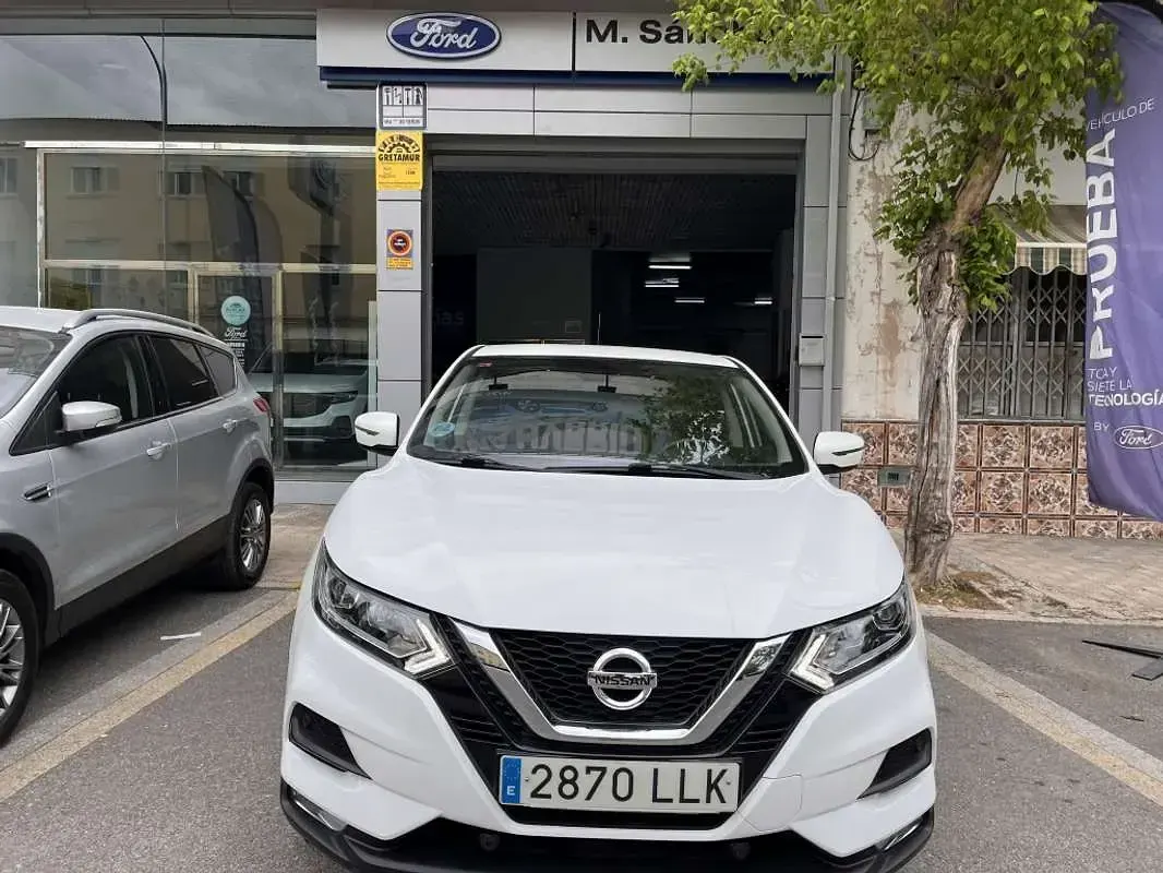 Usado Nissan Qashqai Acenta 116 CV (85 kW) 2020 Blanco SUV