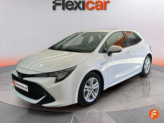 Usado Toyota Corolla Active 122 CV (89 kW) 2020 Blanco Berlina
