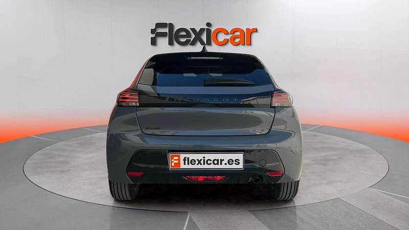 Usado Peugeot 208 Allure 101 CV (74 kW) 2025 Gris Utilitario