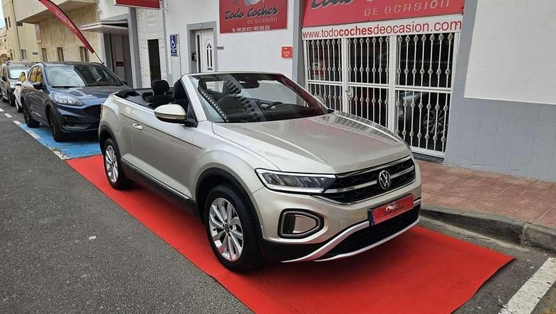 Usado VW T-Roc Cabriolet Style 110 CV (80 kW) 2022 Descapotable