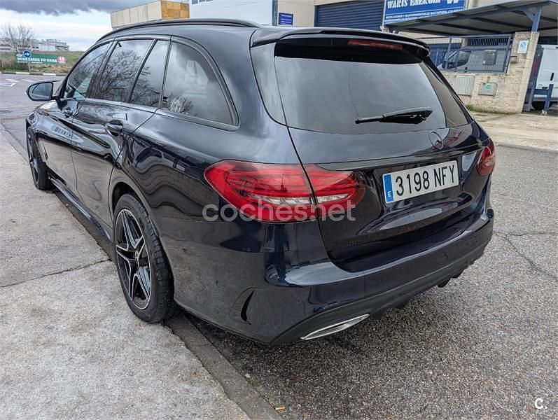Usado Mercedes C300e 320 CV (235 kW) 2020 Azul Familiar