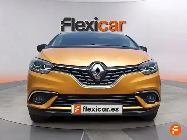 Usado Renault Scénic Zen 130 CV (95 kW) 2016 Amarillo