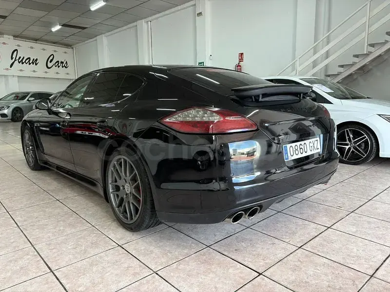 Begagnad Porsche Panamera 400 HK (294 kW) 2010 Svart Halvkombi