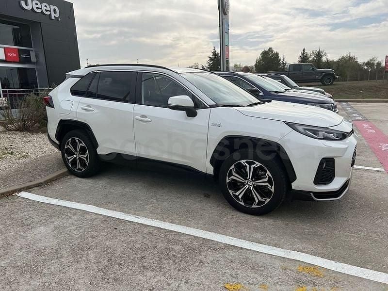 Begagnad Suzuki Across 306 HK (225 kW) 2020 Vit SUV