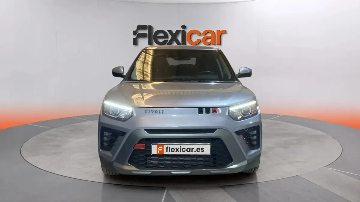 Usado SsangYong Tivoli 150 CV (110 kW) 2025 Gris SUV