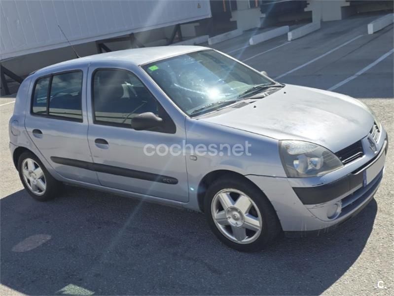 Usado 2006 Renault Clio II Berlina | 750 € (Super precio) - Imagen 1/4