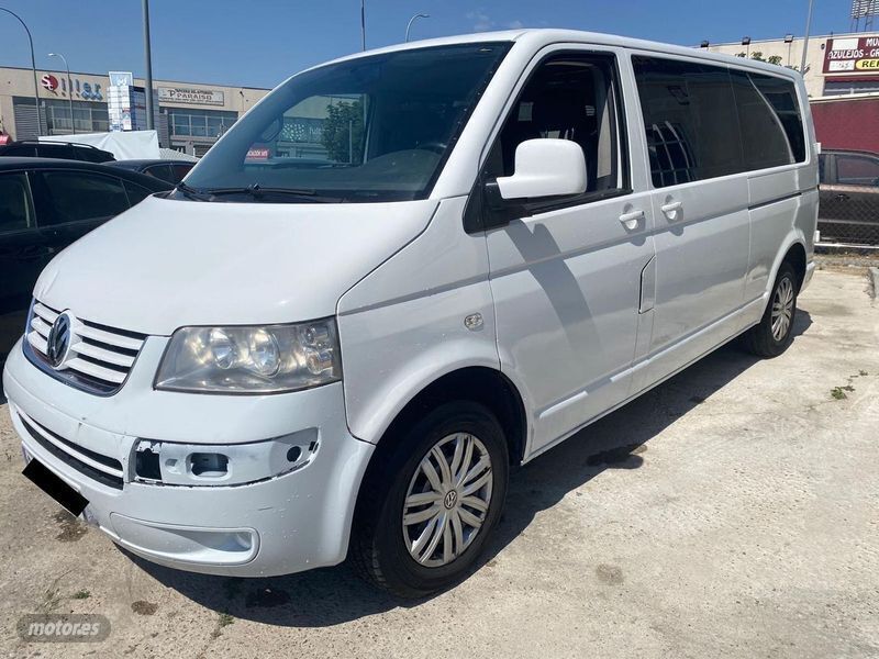 Usado VW Caravelle 2007 Blanco Monovolumen