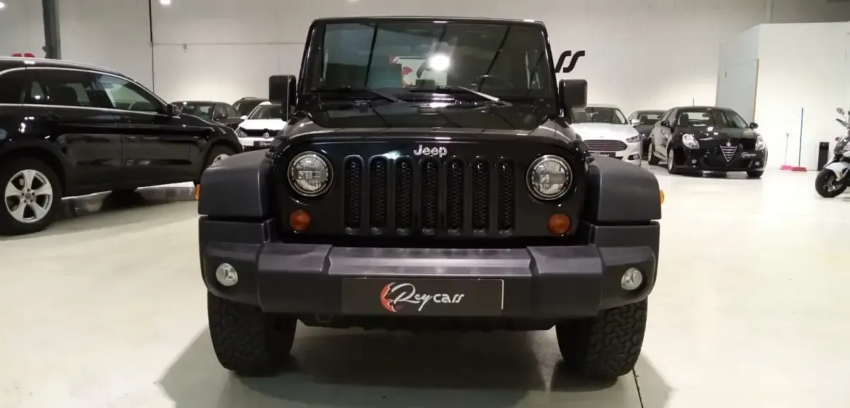 Usado Jeep Wrangler Sport 200 CV (147 kW) 2011 Negro SUV