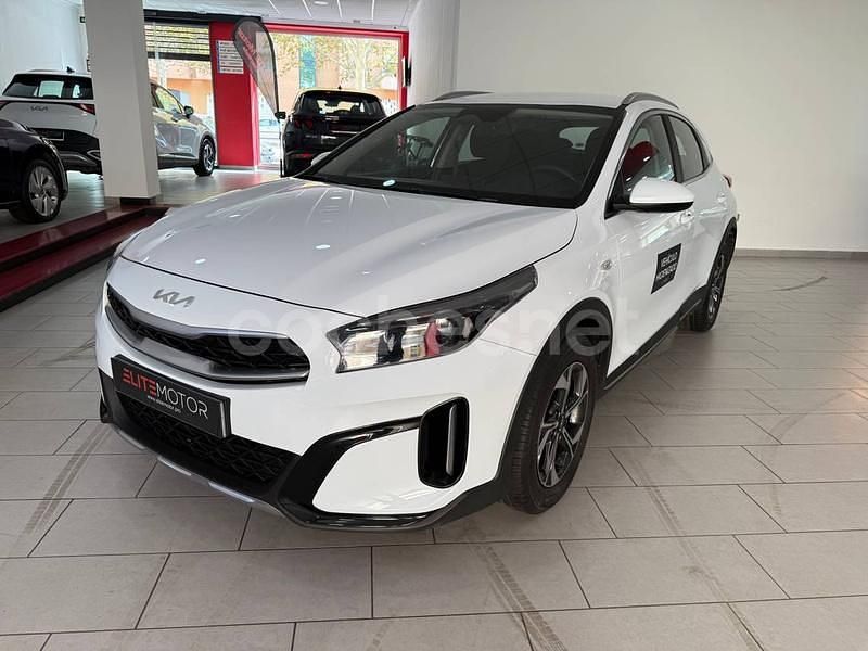 Usado Kia XCeed 101 CV (74 kW) 2024 Blanco SUV