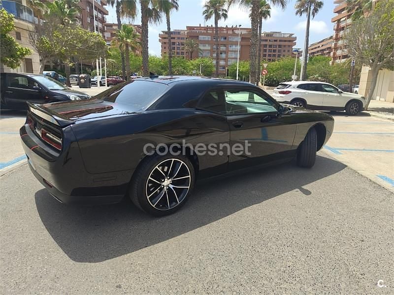 Usado Dodge Challenger SXT 303 CV (222 kW) 2023 Negro Coupe
