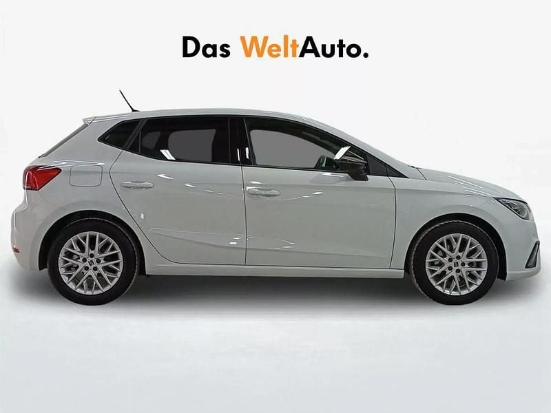 Usado Seat Ibiza FR 115 CV (84 kW) 2025 Utilitario
