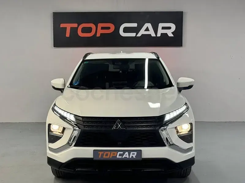 Usado Mitsubishi Eclipse Cross Motion 188 CV (138 kW) 2021 Blanco SUV