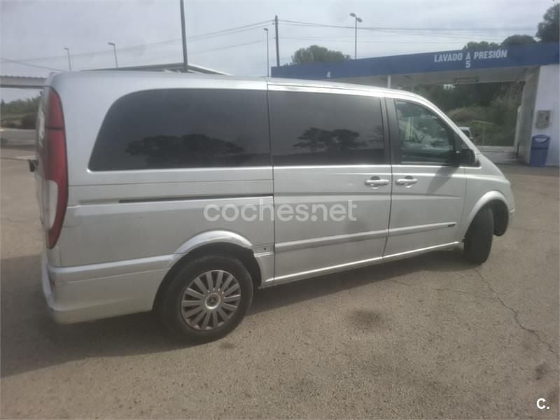 Usado Mercedes Viano 150 CV (110 kW) 2007 Gris / plata Monovolumen