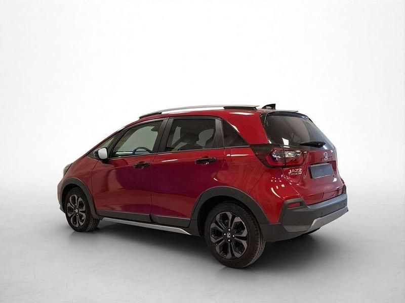 Usado Honda Jazz 122 CV (89 kW) 2023 Rojo Utilitario